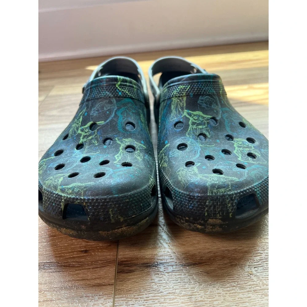 Crocs Classic Clog Mens 11/ Wm 13 Black Star Wars Mandalorian Grogu Baby Yoda